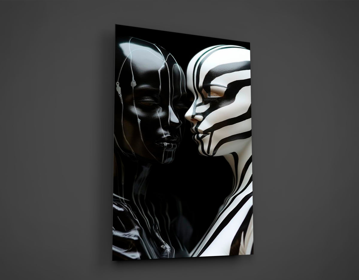 Black and White Lovers Kiss Glass Wall Art close-up