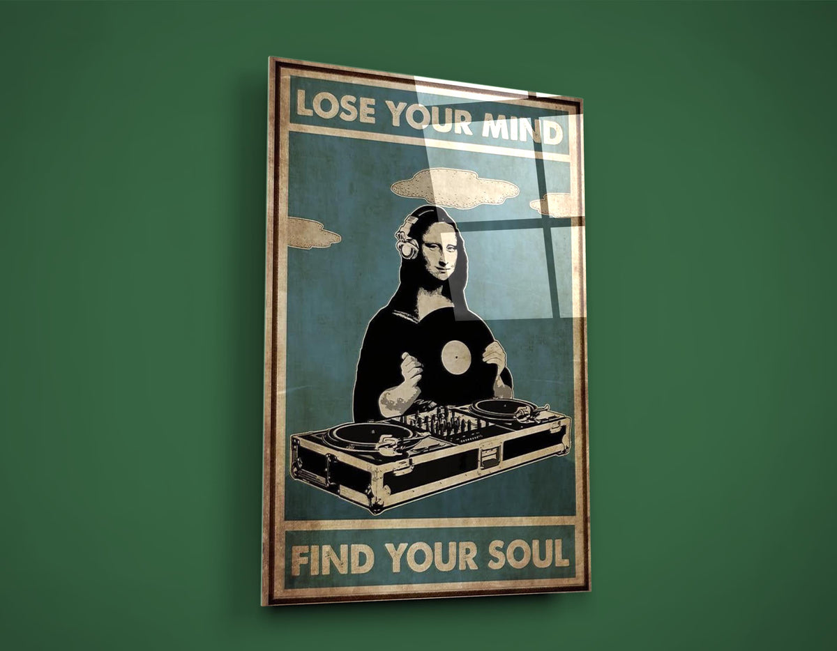 Mona Lisa DJ glass wall art on the wall