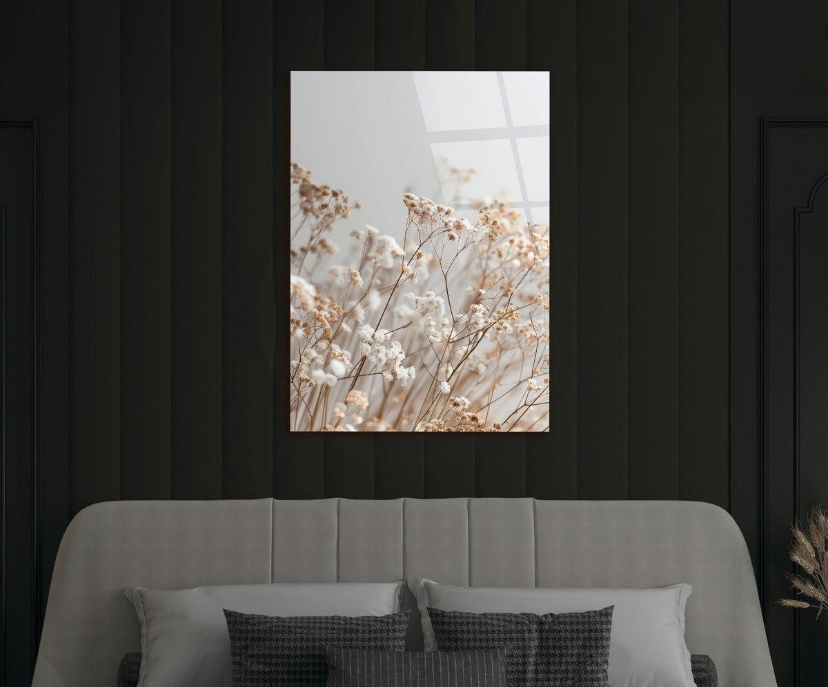 Dried Baby's Breath Flowers Glass Wall Art in a modern interior